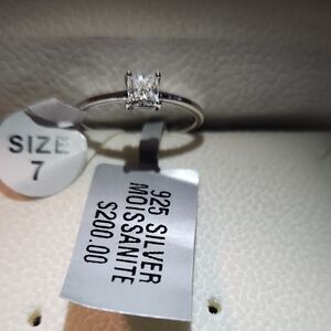 Elegant Silver Moissanite Ring